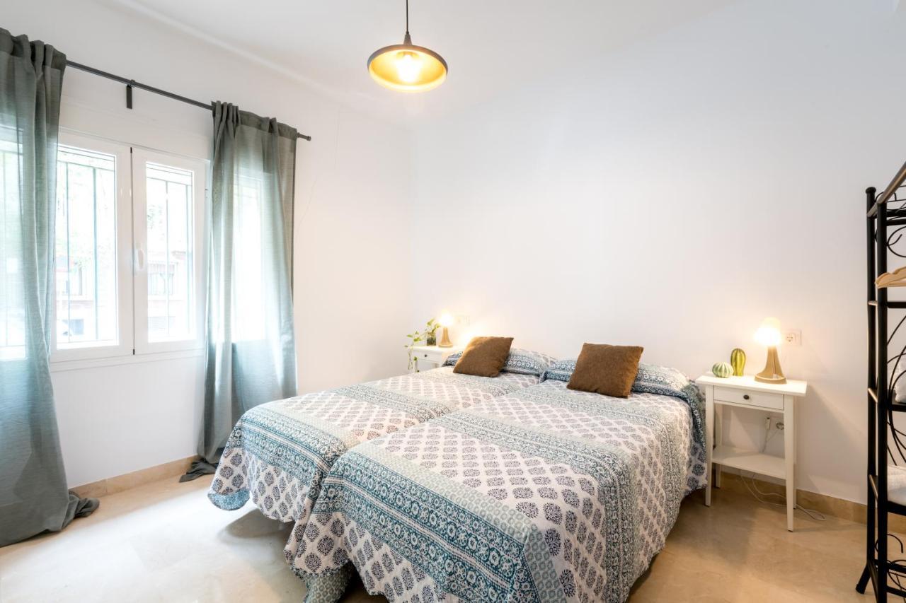 Pr Plaza De Espana Amplio Apartamento 5d 3b Aparcamiento Incluido * Seville
